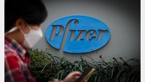 초기 백신 경쟁, 화이자-모더나-아스트라제네카 3강구도