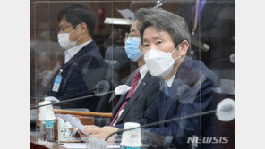 이인영, 코로나 치료제·백신 개발 기대…“한반도 새 여건”