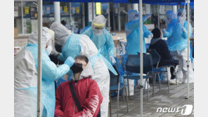 “8월 선방은 기후 덕. 지금은 반대”…전문가 “겨리두기 격상, 선제적으로”