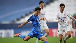 ‘윤빛가람 멀티골’ 울산, ‘최강희 감독’ 상하이에 3-1 완승