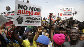 나이지리아서 무장세력 모스크 총격으로 5명 사망, 18명 납치돼