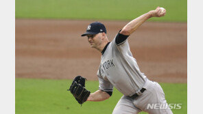류현진 받칠 선발을 찾아라…“토론토, 좌완 햅에 관심”