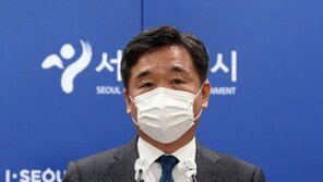 서울시, 연말까지 버스·지하철 운행 20% 감축…예배·법회 인원 20%로