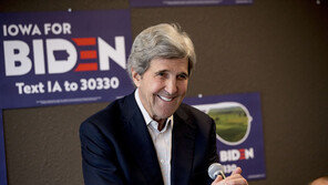 바이든, 존 케리 전 국무장관에 기후변화 대처 맡긴다