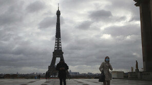 프랑스, 코로나 봉쇄 완화…주말부터 비필수상점도 영업