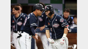 두산 베어스, 김원형 감독에 이어 김민재·조인성 코치도 이탈