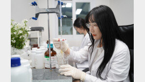 생분해성 플라스틱 개발 ㈜프로팩, 국무총리 표창 ‘으쓱’