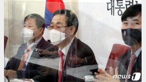 野 “文대통령, 문두환되겠다 선언”…與 국정원법 개정 맹비난