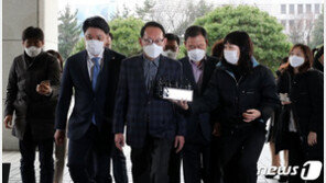 尹 없는 대검 찾은 국민의힘 “지금 檢 흔들리면 법치 흔들려”