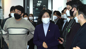 백종원 만난 박영선 “불가능은 없다…어디선가 길 열려”