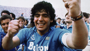 허정무에 ‘태권 축구’ 오명 남긴…한국 축구와 마라도나의 인연