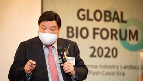 서정진 셀트리온 회장 “전국민 코로나 검사하자”…정부 결단·약사법 개정해야