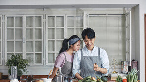 미혼남녀 “독립? 연봉 3200만 원은 돼야…적정 나이는 28세”