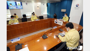 당국 “거리두기 효과는 다음주…이전까지 확산추세 계속 나타나”