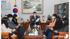 野 요구로 겨우 열린 법사위…윤석열 부른다 안된다 42분‘옥신각신’