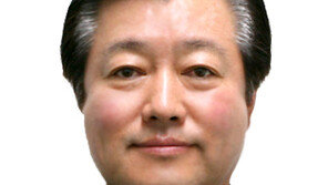 ‘위기극복 의지’ 롯데 신동빈의 선택…첫 60·70년대생 젊은피 CEO 발탁