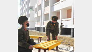 북한, 김정은 방문 검덕지구에 “800여 세대 살림집 건설”