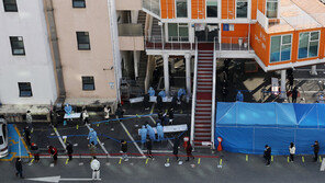 정부 “전국 거리두기 강화 필요성 논의…조속한 시일내 결정”