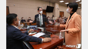 국정조사 카드 먼저 꺼내고 되레 머뭇하는 與, 尹 ‘독무대’ 우려?