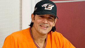 한화 감독, 소문대로 카를로스 수베로