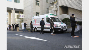 2단계+알파?…“숫자놀음하나” vs “자영업자도 생각해야”