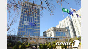 부산시 “코로나 최고 위기에 처했다”…거리두기 3단계 수준 관리