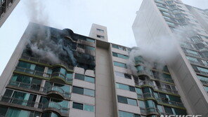 전기난로 때문?…‘11명 사상’ 군포 아파트 화재 현장 합동감식