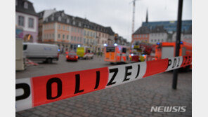 독일서 차량이 보행자구역 덮쳐…9개월 영아 등 4명 사망·15명 부상