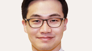 우울하고 기억력 떨어졌다 느끼면 치매 위험↑