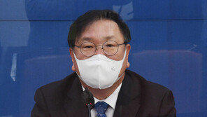 김태년, 윤석열 복귀에 “법원 존중…징계 결과 기다릴 것”