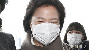 與 “秋에 이렇게 허점 많다니… 尹중징계 안되면 레임덕 우려”