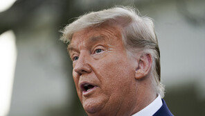 트럼프, 백악관 행사서 “4년 후 보자”…2024년 출마 시사?