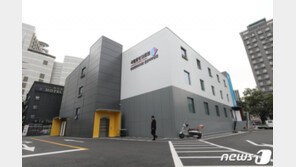 하루 200명 확진자 쏟아지는 서울…‘자가 치료’ 돌입하나?