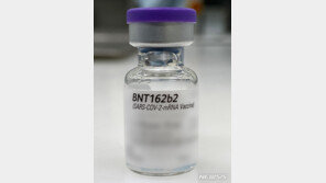 英, 세계 최초로 백신 사용 승인…“7일 접종 시작 전망”