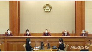 탑승객 없는 차량 운전자 때려도 가중처벌…헌재 “합헌”