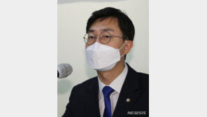 장경태 “‘국회 헐고 아파트’ 윤희숙, 예술의전당 허는 건?”