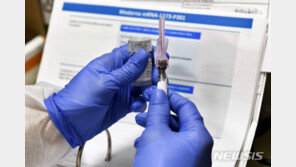 모더나 “내년 1분기에 백신 최소 1억회분 전세계 공급”