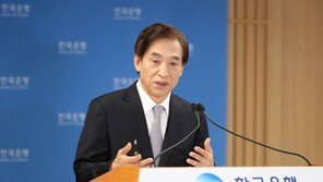 뚝 떨어진 환율에 외환당국 비상…“약달러는 대세, 연착륙이 관건”