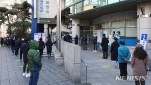 ‘무섭게 폭증’ 서울 신규확진 195명…누적 1만명 육박