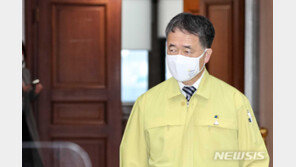 ‘코로나 실언’ 박능후-‘성인지 학습기회’ 이정옥도 물러나