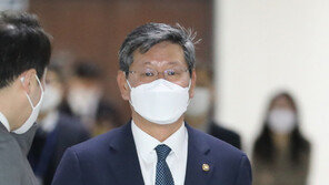 박은정, 이용구 개인 사무실서 ‘尹감찰’ 논란…李 “몰랐다”