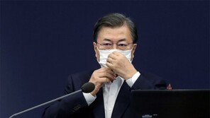 [단독]“대통령, 일절 언급 없어”…靑, 마지막 비서실장 놓고 ‘혼란’