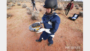 소행선 탐사선 하야부사2 캡슐 日 도착…향후 분석 시작