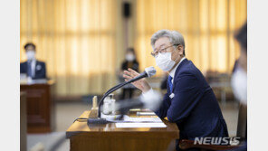 이재명 “주호영·홍준표·김문수·이재오, 퇴진은 님들 몫”