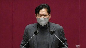 “文대통령 잘생겨서” “호남분들 대통령 버려”…‘아무말 대잔치’된 필버