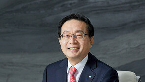 ‘주가 부양’ 나선 손태승, 올해 5번째 자사주 매입