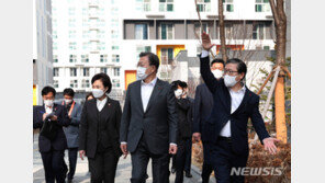 공공임대주택 찾은 文…변창흠표 ‘주택 공급안’ 힘 싣기