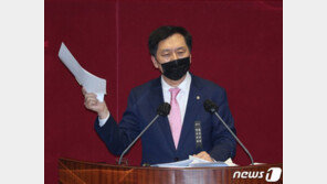 김기현 “최강욱의 ‘윤석열 저격법’ 초등학생 수준…무식하면 용감”