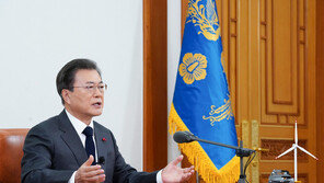 文대통령 “장기 저탄소 전략 연내 마련…감축 목표 상향 제출”