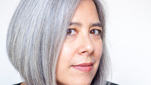 “‘기생충’ 만든 나라 독자라면 ‘서사의 탐구’ 어렵지 않겠죠”
